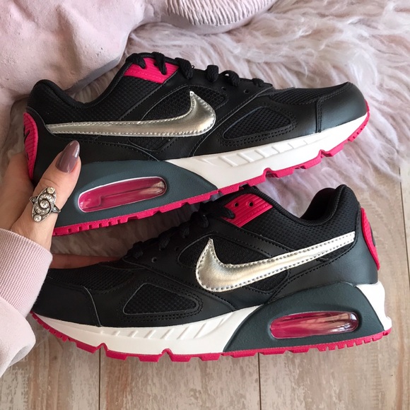 NWT Nike Air Max IVO - Picture 3 of 7